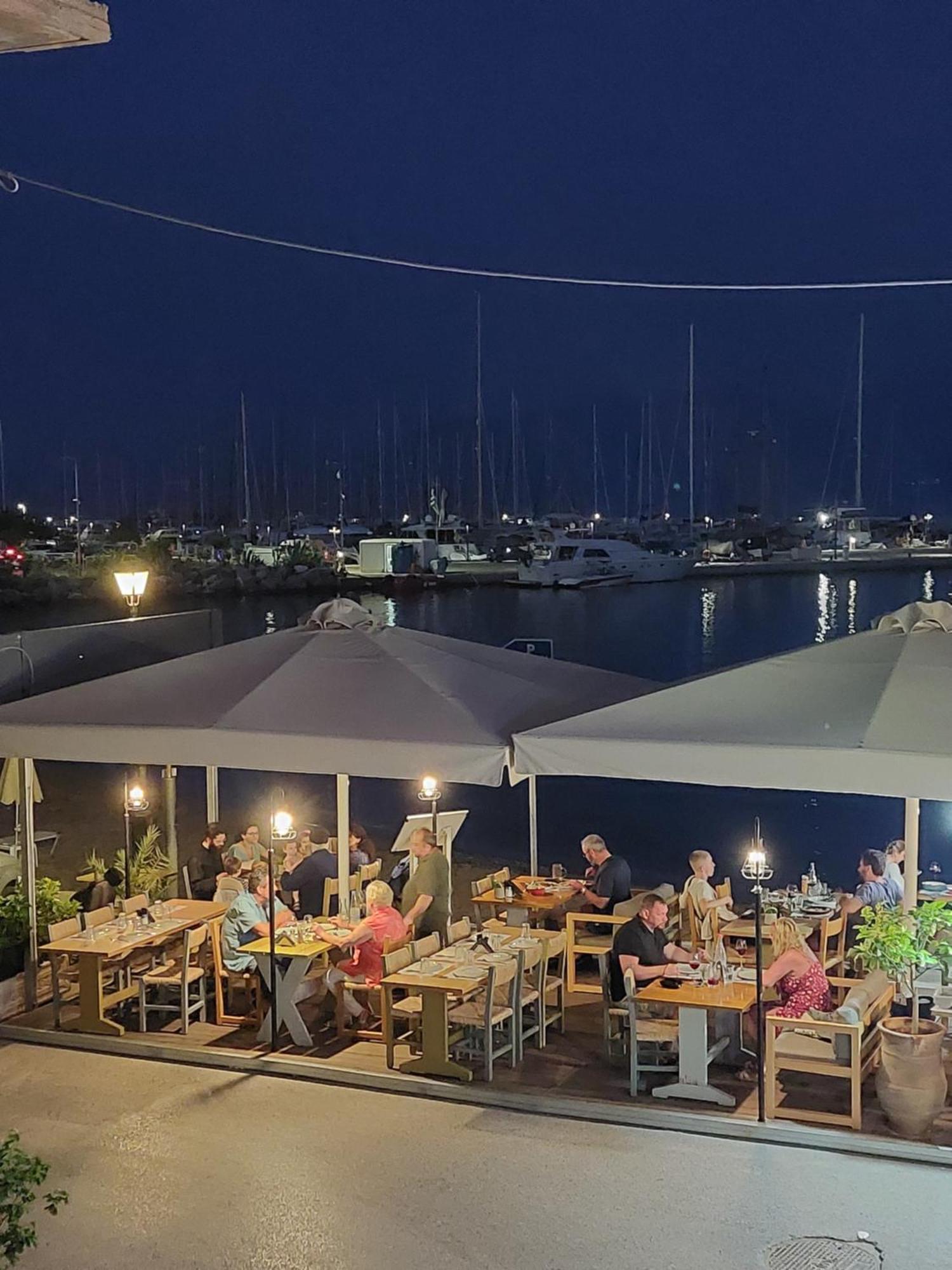 Filoxenia By The Sea Apartment Agios Nikolaos  Luaran gambar